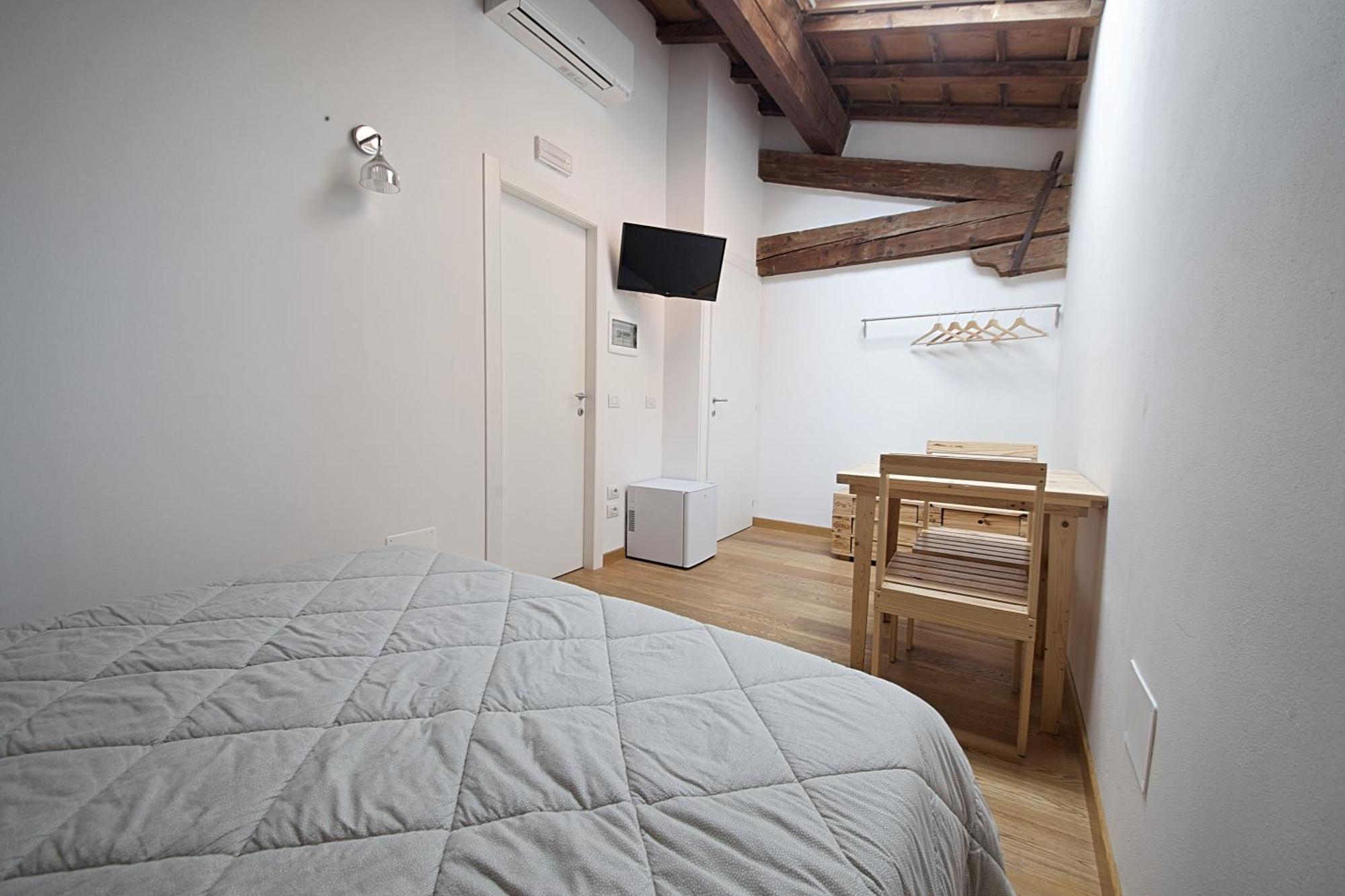 Le Camere Pietrasantine - Centro Storico Pietrasanta Δωμάτιο φωτογραφία